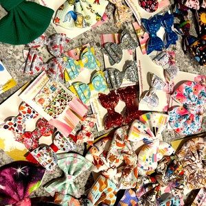 125+ Boutique style bows (handmade by Ryleigh’s Chic Boutique)